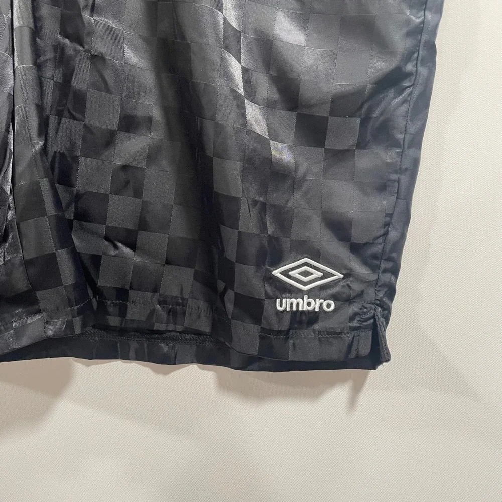 Umbro Mens Black Checkered Jacquard Soccer Shorts XL 7 Inch‎ Inseam Mid Rise NEW